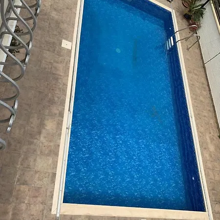 M Luxury House Conaia Casa de Férias *